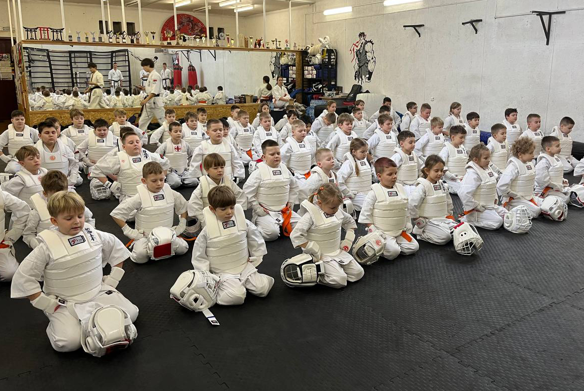 Школа Мужества боевой марафон экипировка для каратэ карате