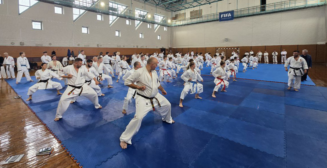 Киокушиновцы в зале БГУФК